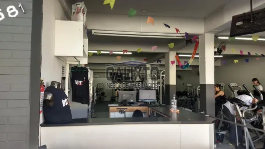 Imóvel Comercial com 4 Quartos à venda, 600m² no Brasil, Uberlândia