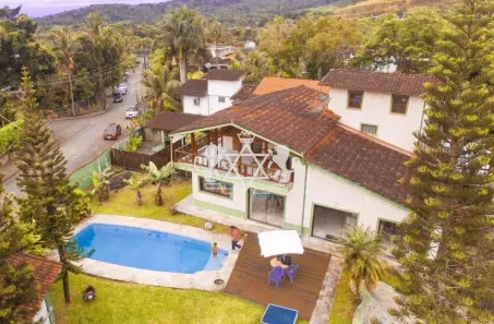 Fazenda/Sítio com 5 Quartos à venda, 593m² no Água Branca, Ilhabela