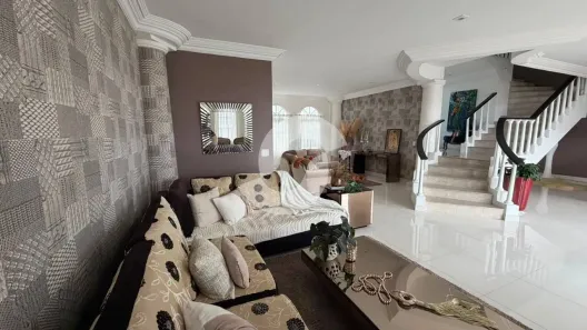 Casa com 6 Quartos à venda, 702m² no Camboinhas, Niterói