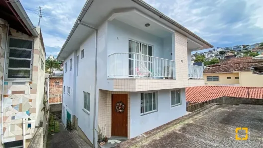 Casa com 3 Quartos à venda, 253m² no Trindade, Florianópolis