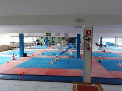 Prédio Comercial para alugar, 1400m² no Centro, São José dos Campos