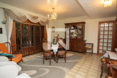 Casa com 3 Quartos à venda, 280m² no Auxiliadora, Porto Alegre