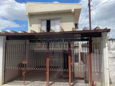 Sobrado com 4 Quartos à venda, 150m² no Vila Serralheiro, São Paulo
