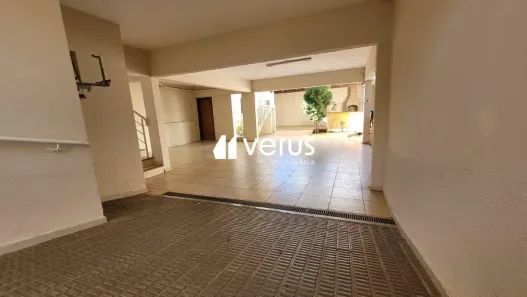 Casa com 4 Quartos à venda, 280m² no Lídice, Uberlândia