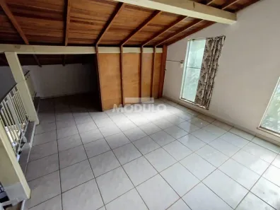 Apartamento com 2 Quartos para alugar, 120m² no Jardim Inconfidência, Uberlândia