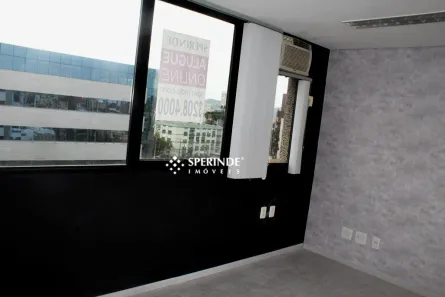 Sala Comercial para alugar, 48m² no Três Figueiras, Porto Alegre