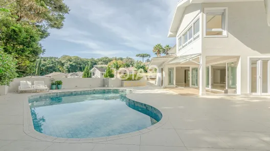 Casa de Condomínio com 4 Quartos à venda, 440m² no Campo Comprido, Curitiba