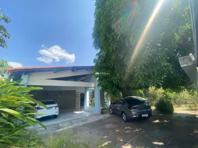 Casa com 4 Quartos à venda, 300m² no Porenquanto, Teresina