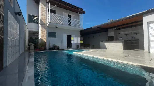 Sobrado com 4 Quartos à venda, 200m² no Jardim Residencial Veccon, Sumaré
