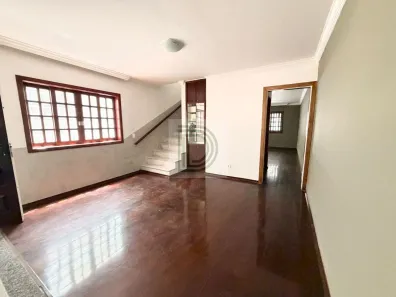 Sobrado com 3 Quartos à venda, 180m² no Jardim das Vertentes, São Paulo