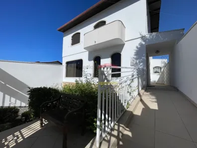 Sobrado com 4 Quartos para alugar, 360m² no Jardim Paraíso, São Paulo