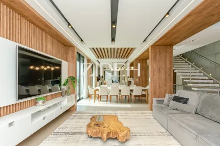 Casa de Condomínio com 3 Quartos à venda, 323m² no Campo Comprido, Curitiba