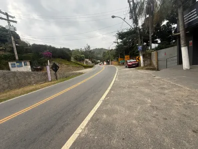 Galpão/Depósito/Armazém para alugar, 150m² no Itaipava, Petrópolis