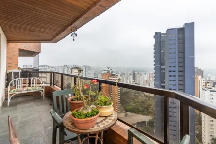 Apartamento com 3 Quartos à venda, 220m² no Vila Suzana, São Paulo