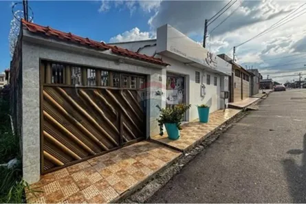 Casa com 3 Quartos à venda, 300m² no Dom Pedro I, Manaus