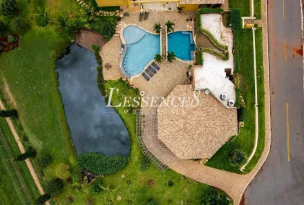 Casa de Condomínio com 4 Quartos à venda, 2465m² no , Hidrolândia