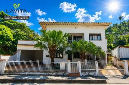 Casa com 6 Quartos à venda, 230m² no Glória, Blumenau