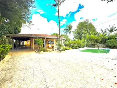 Fazenda/Sítio com 5 Quartos à venda, 230m² no Ipanema do Meio, Sorocaba