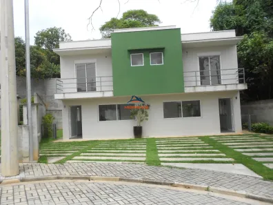 Casa de Condomínio com 3 Quartos para alugar, 110m² no Jardim Pioneiro, Cotia