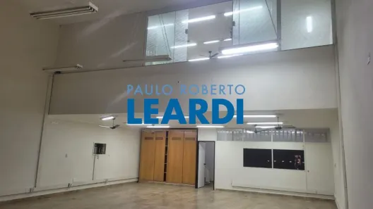 Ponto Comercial para alugar, 242m² no Centro, Santo André