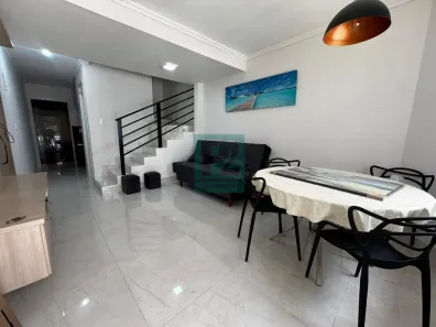 Sobrado com 2 Quartos à venda, 62m² no Bombas, Bombinhas