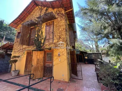 Casa de Condomínio com 4 Quartos à venda, 550m² no Estância Serrana, Nova Lima