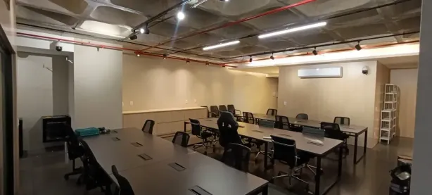 Sala Comercial para alugar, 145m² no Jardim Goiás, Goiânia