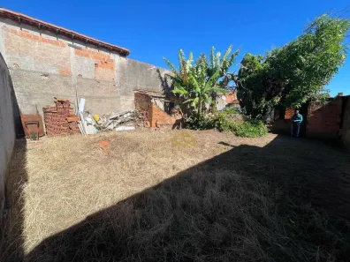 Lote/Terreno à venda, 328m² no Jardim do Trevo, Campinas