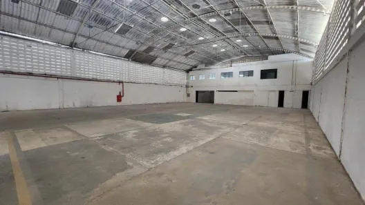 Galpão/Depósito/Armazém para alugar, 2000m² no Imbiribeira, Recife