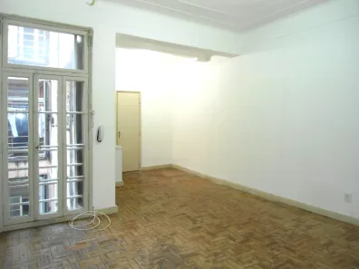 Kitnet com 1 Quarto à venda, 30m² no República, São Paulo
