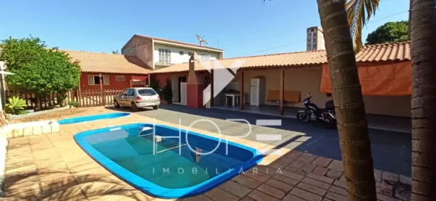 Casa com 4 Quartos à venda, 193m² no Vila Brasil, Londrina