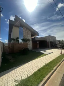 Casa de Condomínio com 4 Quartos à venda, 240m² no Parque Residencial Damha IV, Presidente Prudente