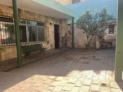 Casa com 3 Quartos à venda, 231m² no Vila Bastos, Santo André