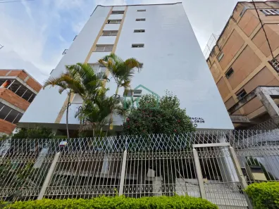 Apartamento com 4 Quartos à venda, 220m² no Centro, Poços de Caldas