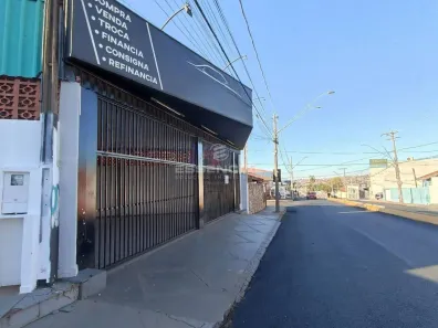 Ponto Comercial para alugar, 305m² no Vila São Lúcio, Botucatu