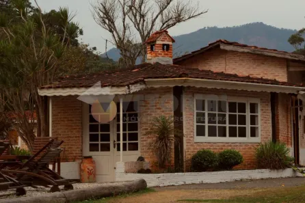 Fazenda/Sítio com 5 Quartos à venda, 580m² no , Santo Antônio do Pinhal