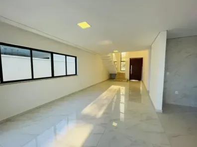 Casa de Condomínio com 4 Quartos à venda, 251m² no Cidade Alpha, Eusébio