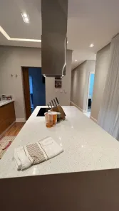 Casa de Condomínio com 4 Quartos à venda, 350m² no Busca Vida (Abrantes), Camaçari