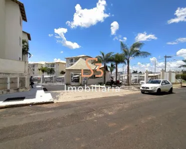 Apartamento com 2 Quartos para alugar, 57m² no Alto Umuarama, Uberlândia