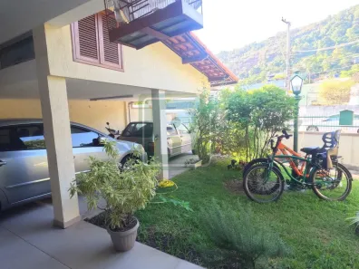 Casa com 3 Quartos à venda, 200m² no São Francisco, Niterói