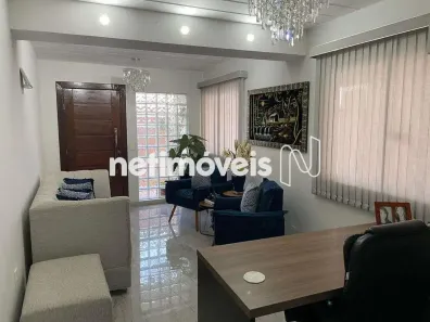 Casa com 3 Quartos à venda, 340m² no Santa Mônica, Itaúna