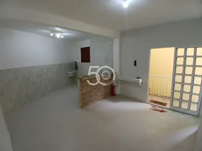 Casa com 1 Quarto para alugar, 63m² no Colégio, Rio de Janeiro