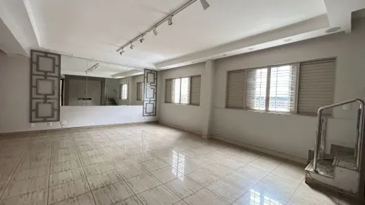 Casa de Condomínio com 3 Quartos à venda, 169m² no Setor Bueno, Goiânia
