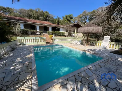 Fazenda/Sítio com 8 Quartos à venda, 15000m² no , Mairinque