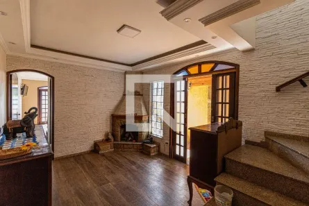 Casa com 4 Quartos à venda, 210m² no Vila Corberi, São Paulo
