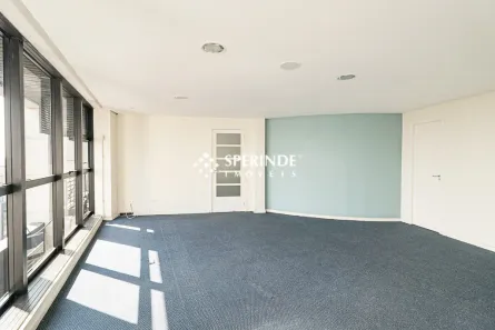 Sala Comercial para alugar, 109m² no Moinhos de Vento, Porto Alegre