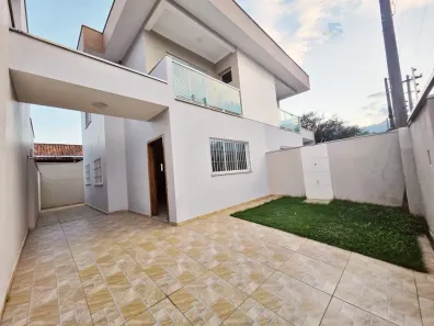 Casa com 2 Quartos à venda, 105m² no Centro, Bertioga