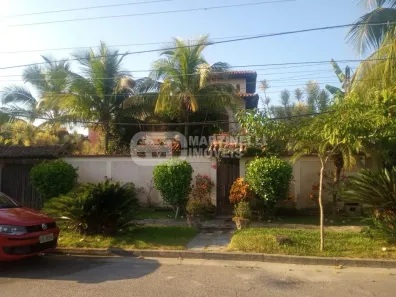 Casa de Condomínio com 4 Quartos à venda, 244m² no Recreio dos Bandeirantes, Rio de Janeiro