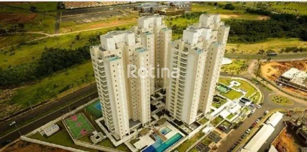 Apartamento com 3 Quartos para alugar, 110m² no Jardim Karaíba, Uberlândia