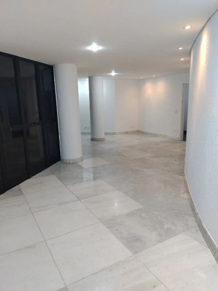 Apartamento com 4 quartos — Serra, Belo Horizonte